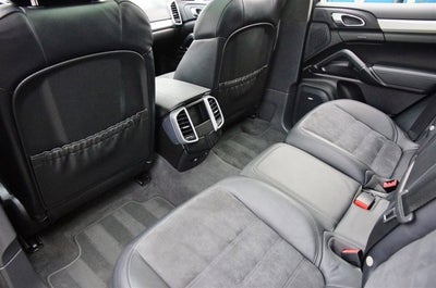 2014 Porsche Cayenne GTS
