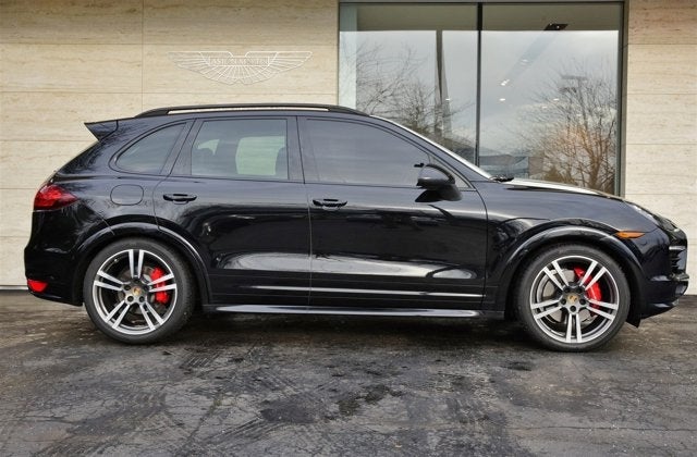 2014 Porsche Cayenne GTS