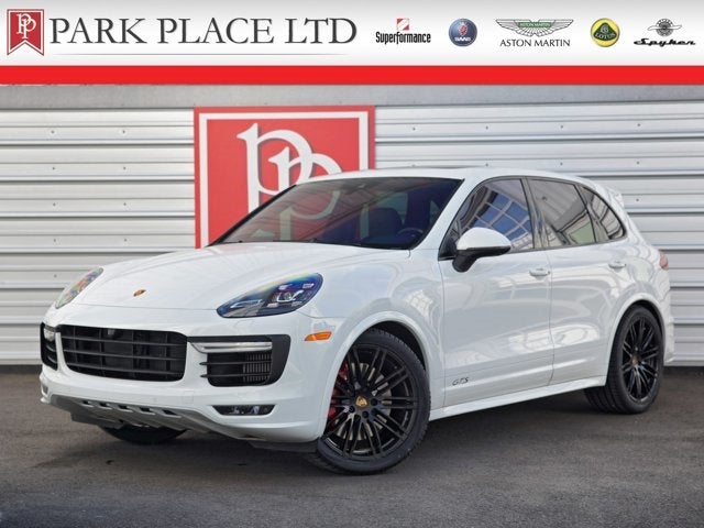 2016 Porsche Cayenne GTS