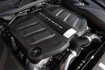 2016 Porsche Cayenne GTS