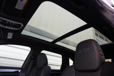 2016 Porsche Cayenne GTS