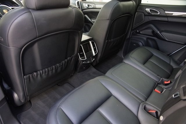 2016 Porsche Cayenne GTS