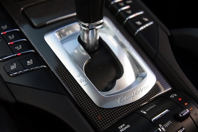 2016 Porsche Cayenne GTS