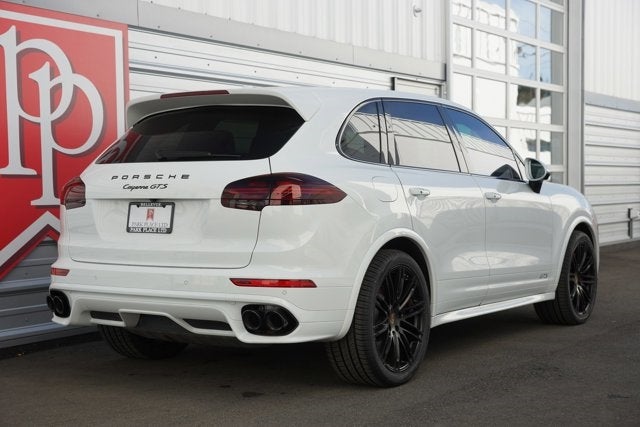 2016 Porsche Cayenne GTS
