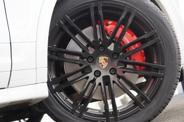 2016 Porsche Cayenne GTS