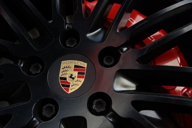 2016 Porsche Cayenne GTS