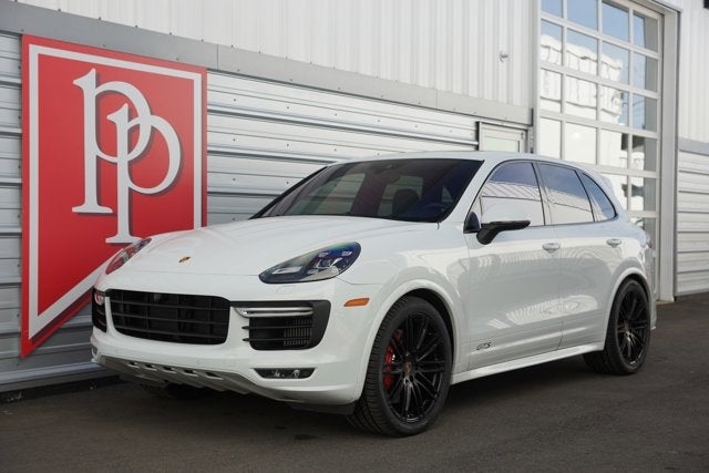 2016 Porsche Cayenne GTS