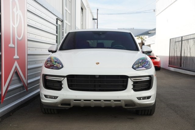 2016 Porsche Cayenne GTS