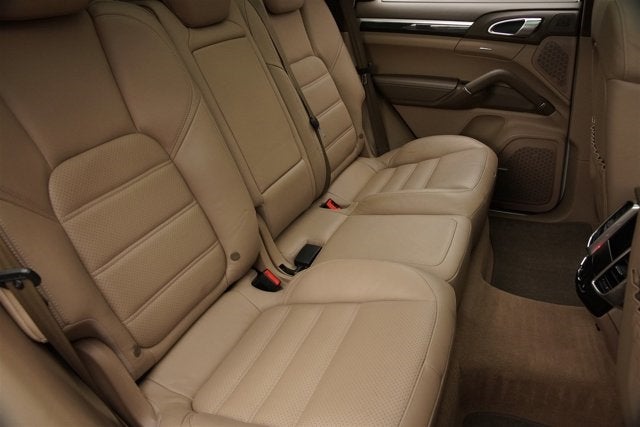 2013 Porsche Cayenne GTS