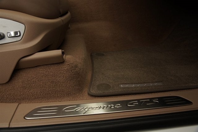 2013 Porsche Cayenne GTS