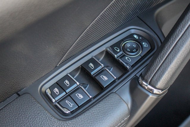 2014 Porsche Cayenne GTS