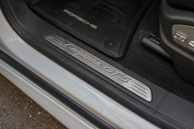 2014 Porsche Cayenne GTS