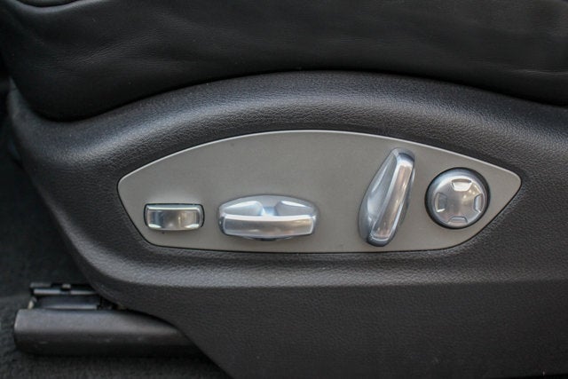 2014 Porsche Cayenne GTS