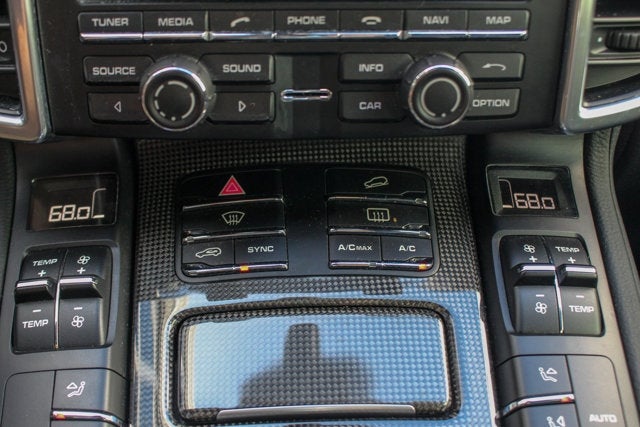 2014 Porsche Cayenne GTS