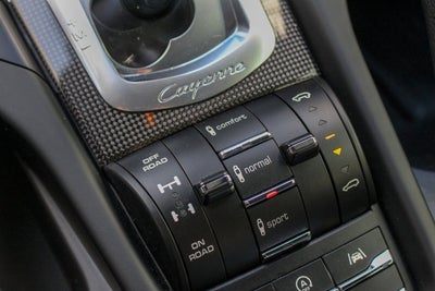 2014 Porsche Cayenne GTS