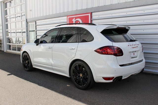 2014 Porsche Cayenne GTS