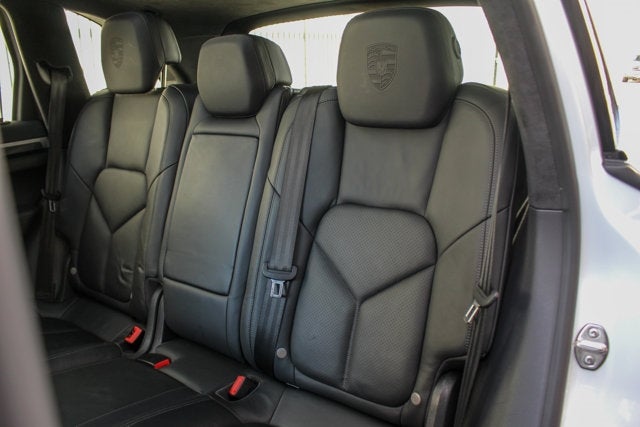 2014 Porsche Cayenne GTS