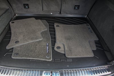 2014 Porsche Cayenne GTS