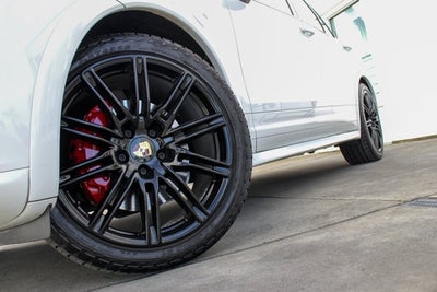 2014 Porsche Cayenne GTS