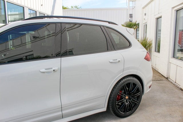 2014 Porsche Cayenne GTS