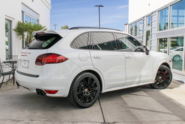 2014 Porsche Cayenne GTS