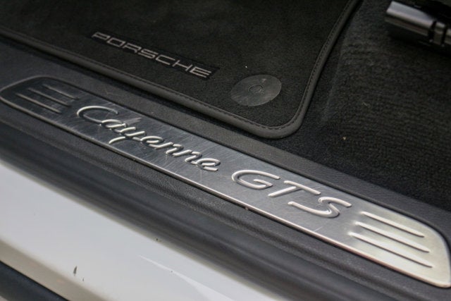 2014 Porsche Cayenne GTS