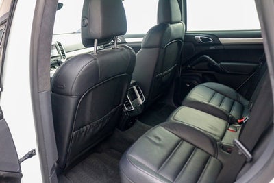 2014 Porsche Cayenne GTS