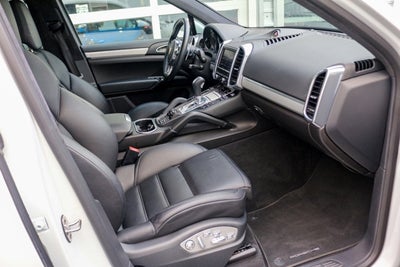 2014 Porsche Cayenne GTS