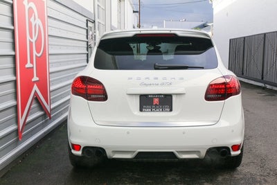 2014 Porsche Cayenne GTS