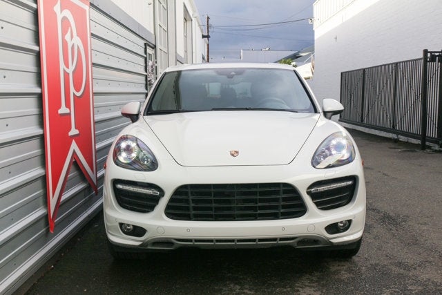 2014 Porsche Cayenne GTS