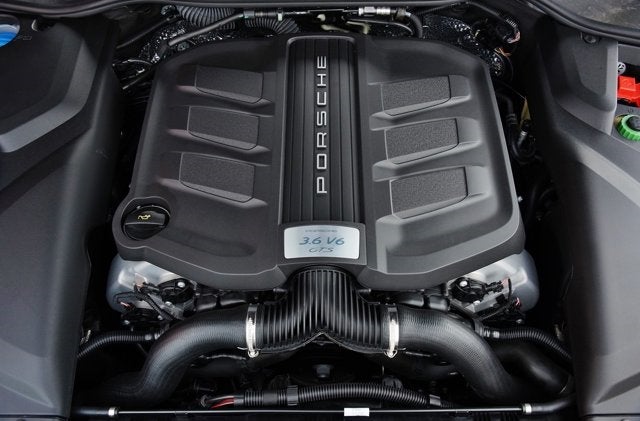 2016 Porsche Cayenne GTS