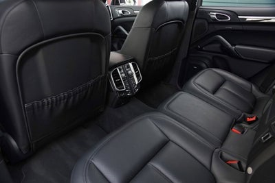 2016 Porsche Cayenne GTS