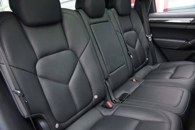 2016 Porsche Cayenne GTS