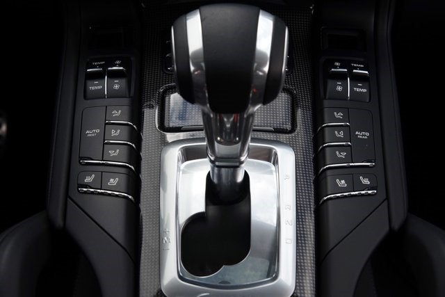 2016 Porsche Cayenne GTS