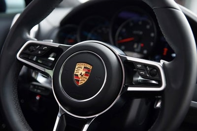 2016 Porsche Cayenne GTS