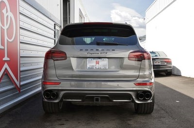2016 Porsche Cayenne GTS