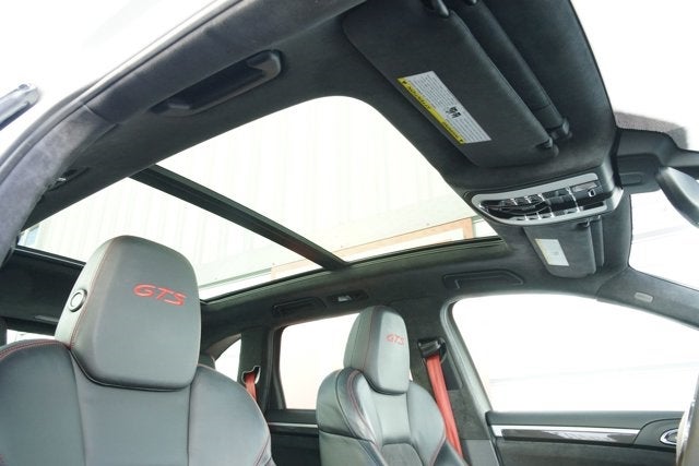 2013 Porsche Cayenne GTS