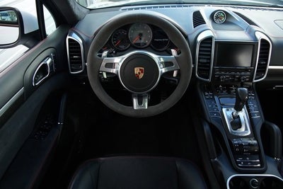 2013 Porsche Cayenne GTS