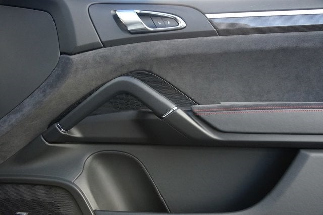 2013 Porsche Cayenne GTS