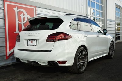 2013 Porsche Cayenne GTS