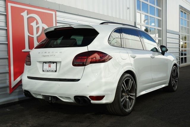2013 Porsche Cayenne GTS