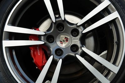 2013 Porsche Cayenne GTS