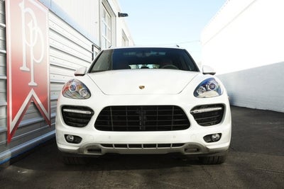 2013 Porsche Cayenne GTS