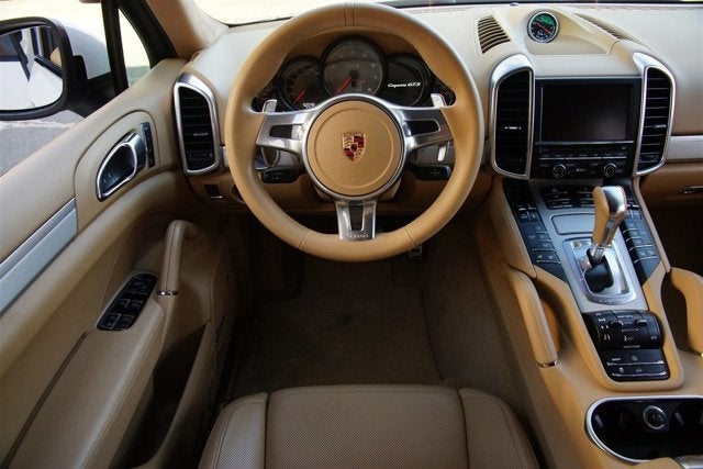 2013 Porsche Cayenne GTS