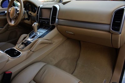2013 Porsche Cayenne GTS