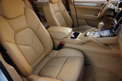 2013 Porsche Cayenne GTS