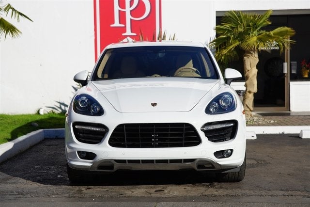 2013 Porsche Cayenne GTS