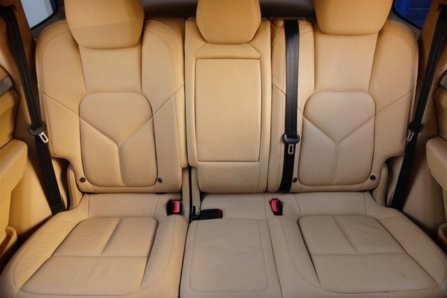 2013 Porsche Cayenne GTS
