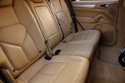 2013 Porsche Cayenne GTS