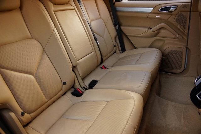 2013 Porsche Cayenne GTS